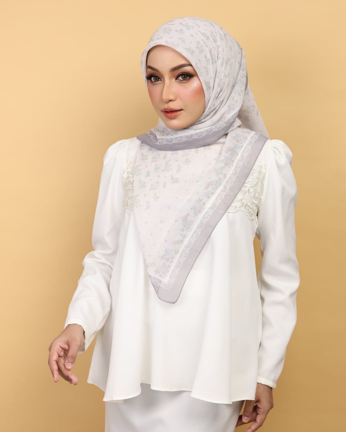 Atlea Lumea Edition – Pearl Grey Premium Cotton Voile Bawal Atlea Lumea Edition Pearl Grey premium cotton voile bawal with soft floral design for daily wear